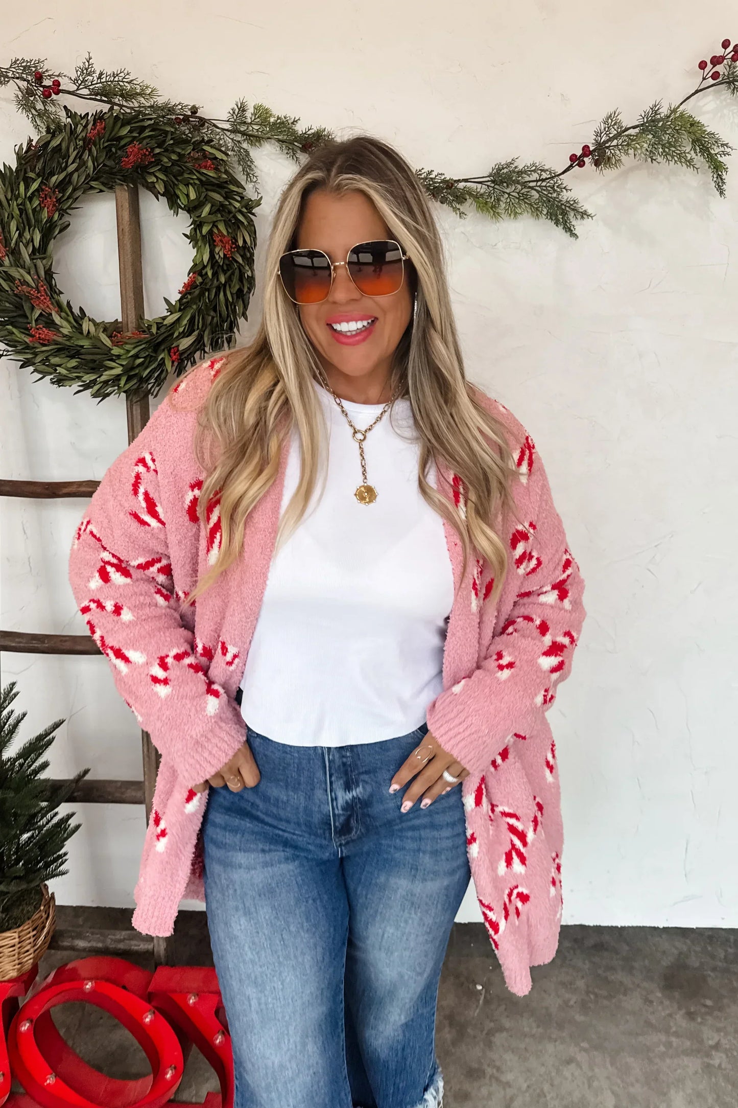 PREORDER: Christmas Cloud Cardigan Candy Cane, Early November Arrival