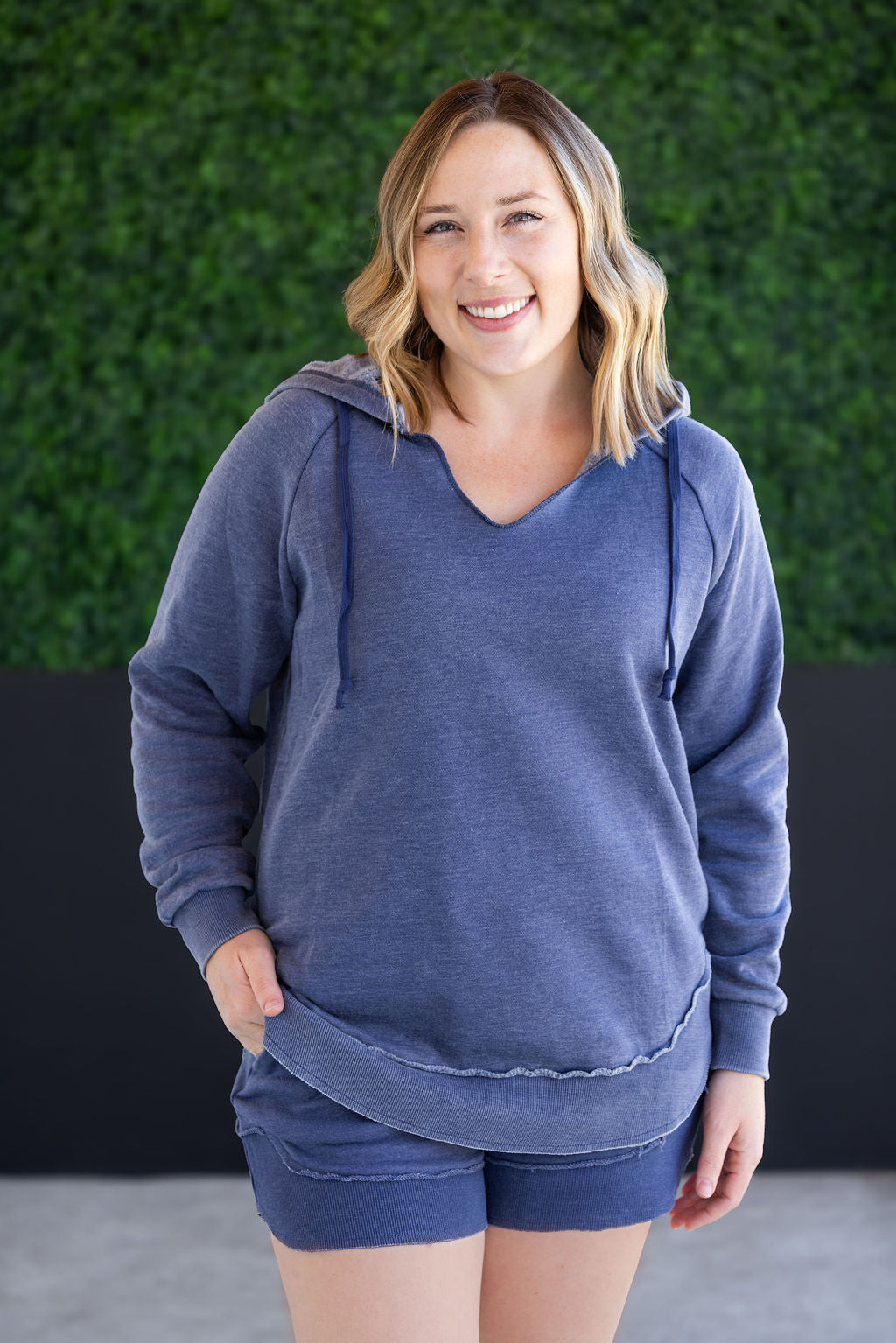 Vintage Wash Beach Hoodie - Nautical Navy