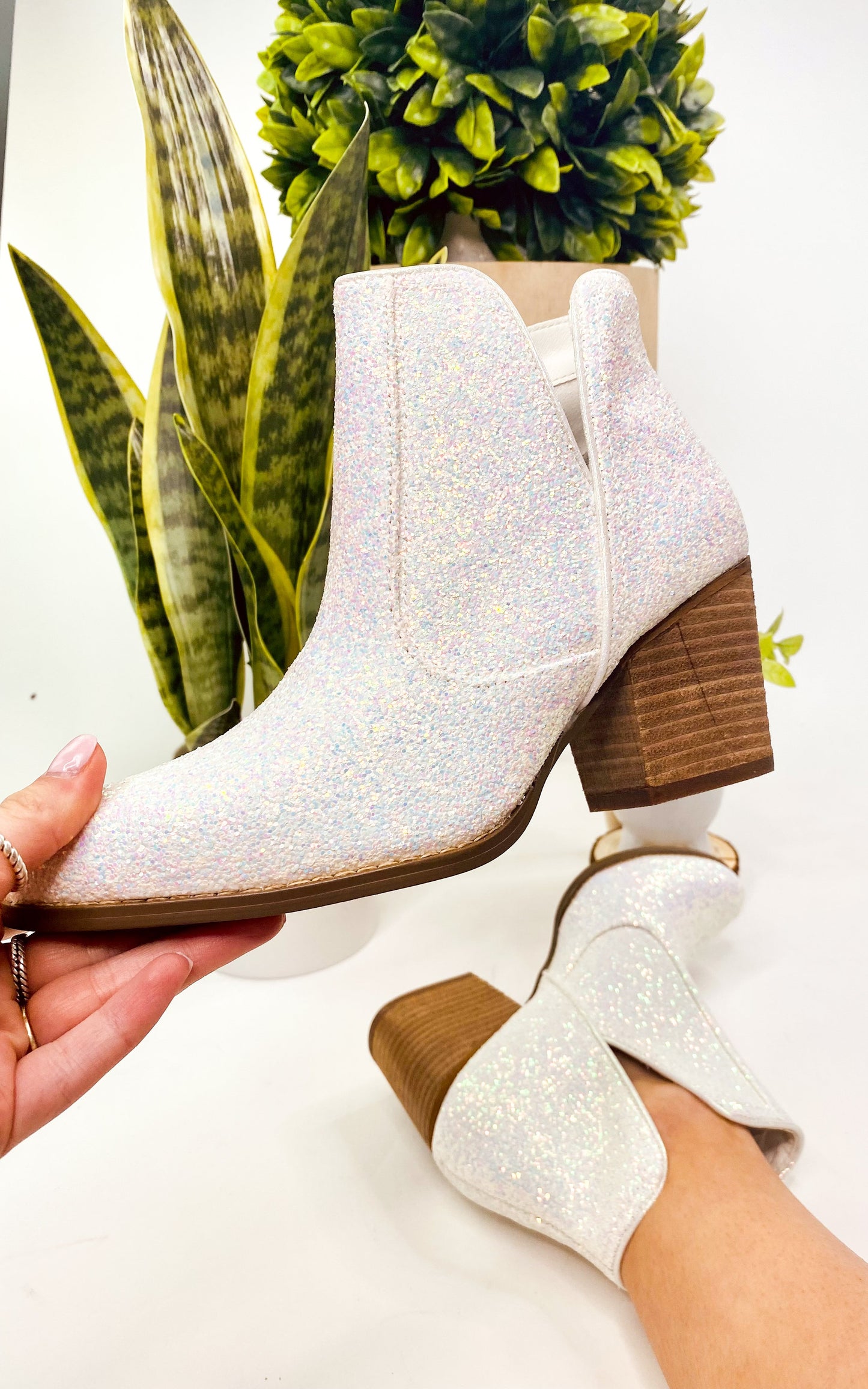 Fiera Booties in White Glitter