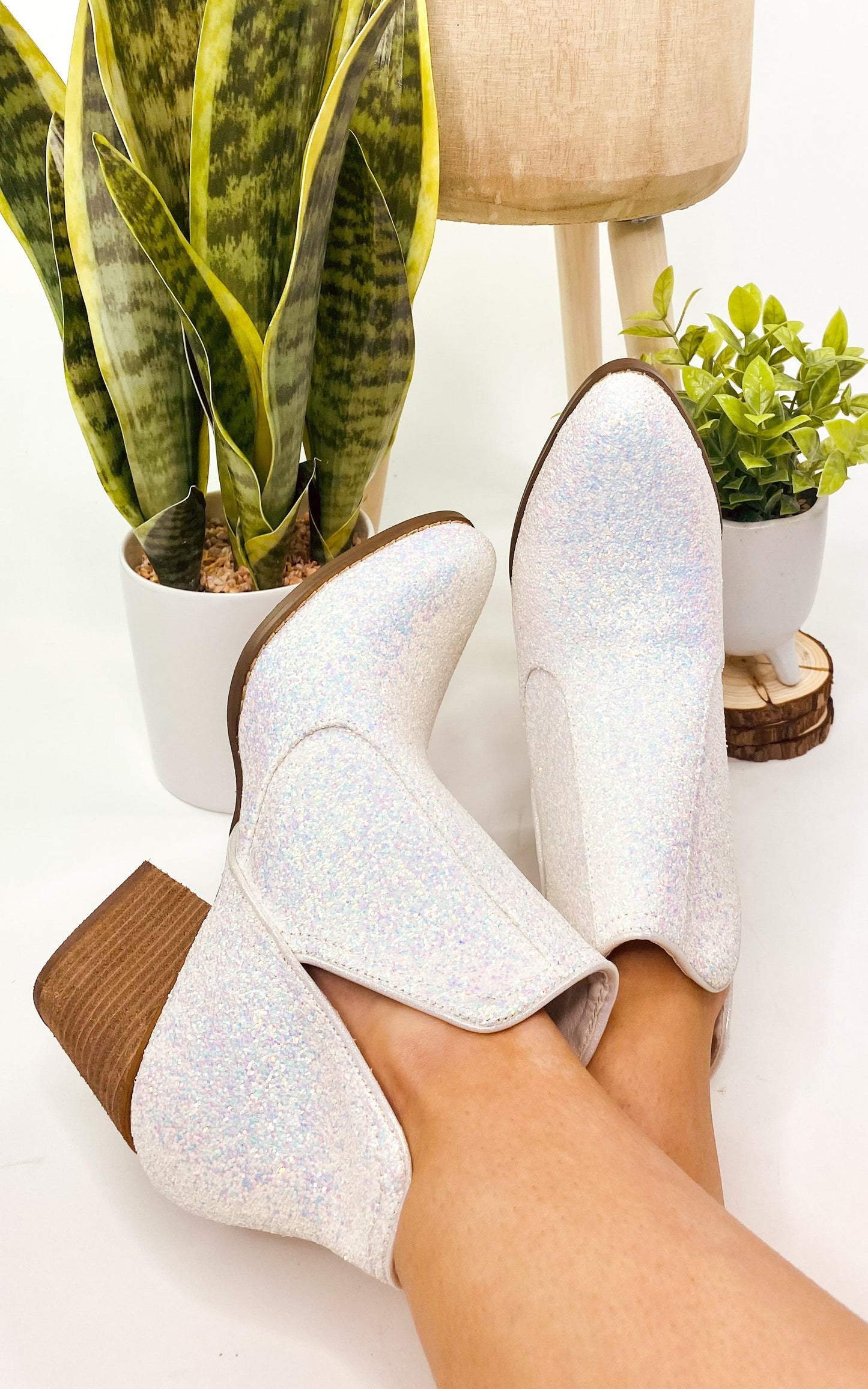 Fiera Booties in White Glitter