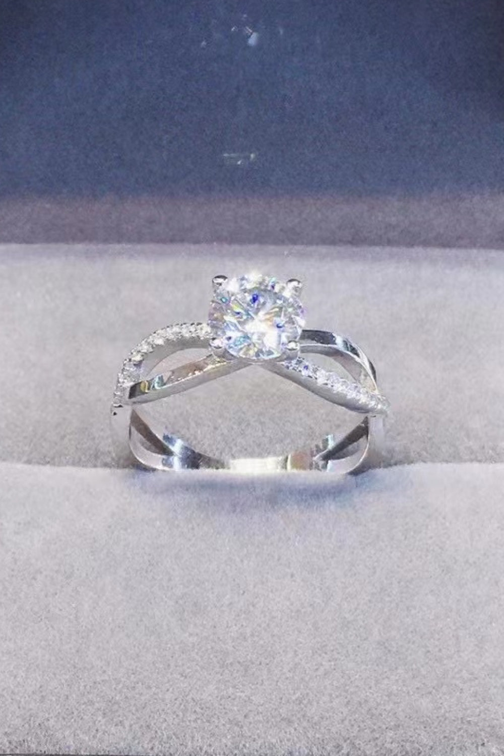 2 Carat Moissanite Crisscross Ring