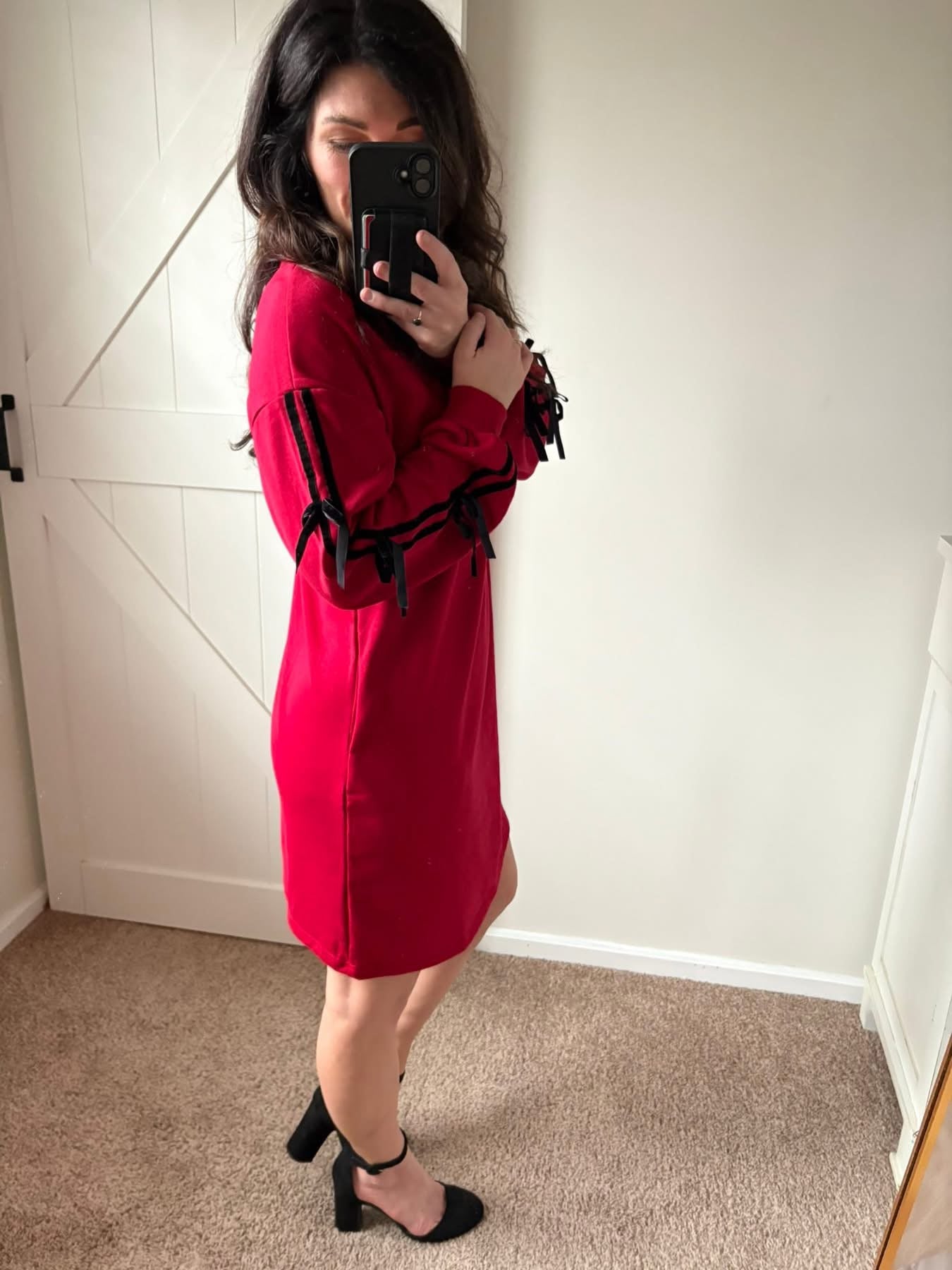 PREORDER: Velvet Ribbon Sweatshirt Dress