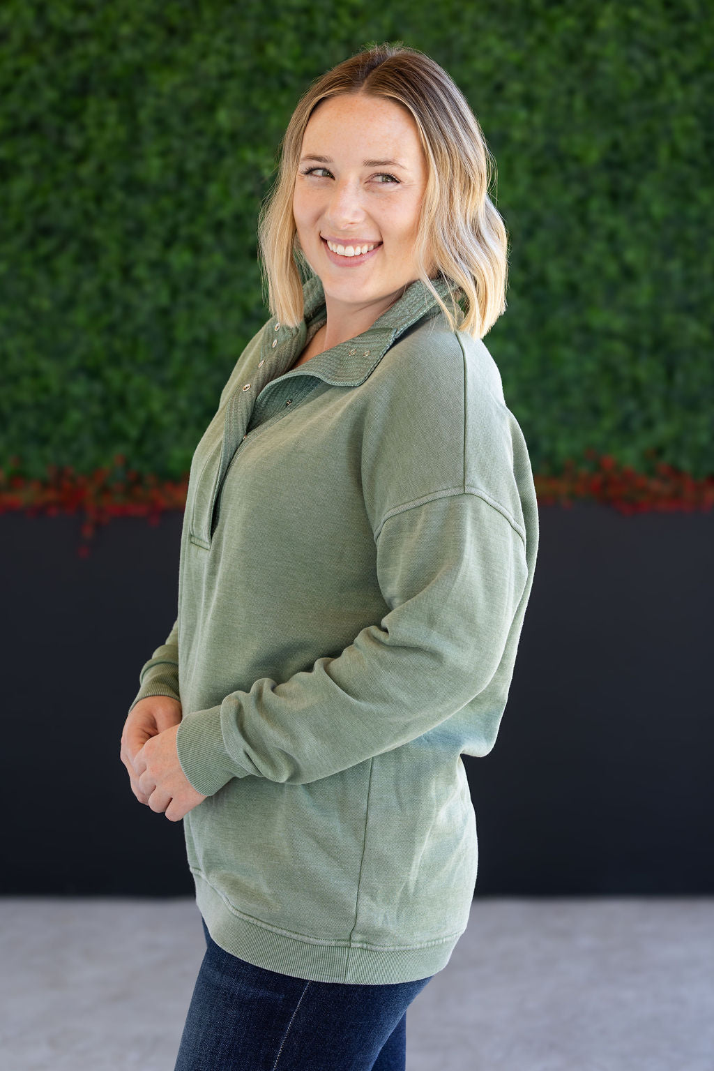 Vintage Wash Snap Pullover - Olive