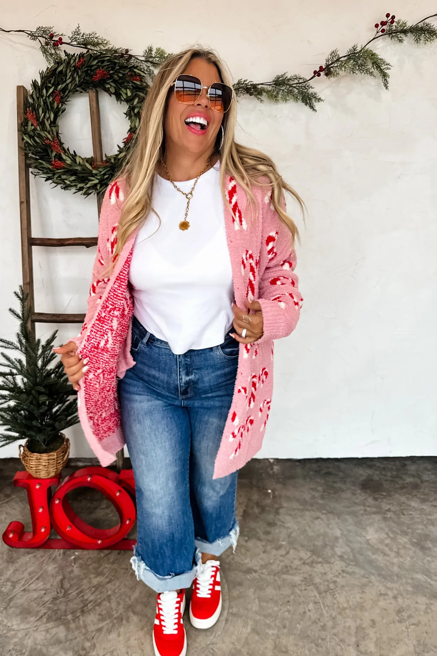 PREORDER: Christmas Cloud Cardigan Candy Cane, Early November Arrival