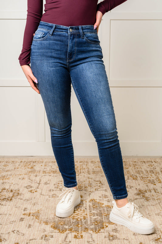 Skylar Mid Rise Skinny Jean