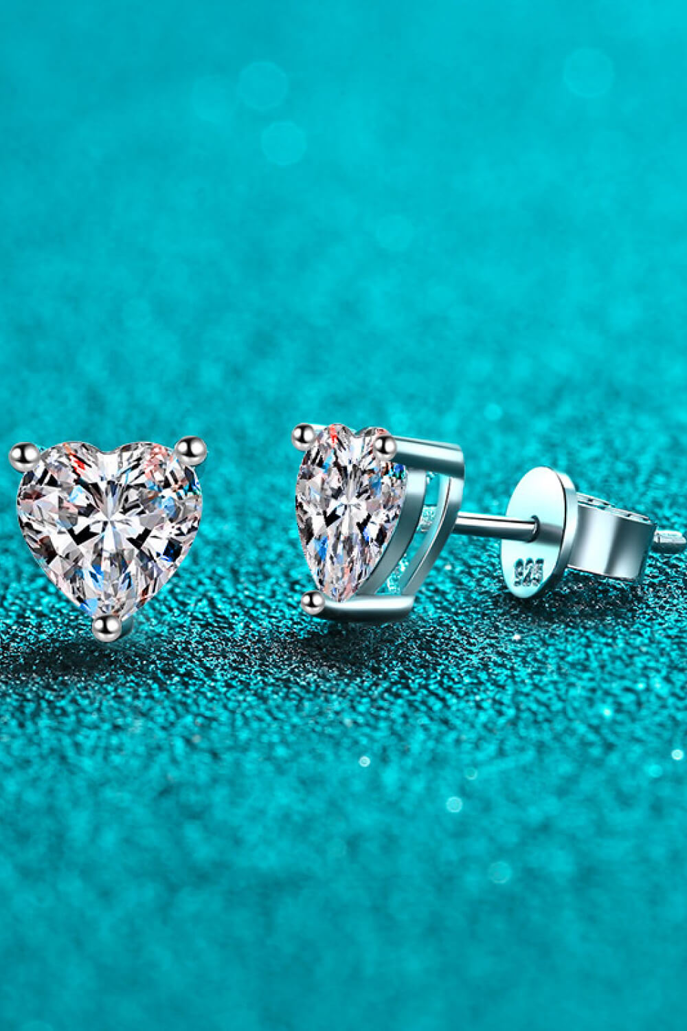 1 Carat Moissanite Heart-Shaped Stud Earrings