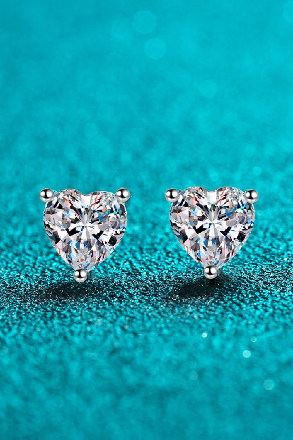 1 Carat Moissanite Heart-Shaped Stud Earrings